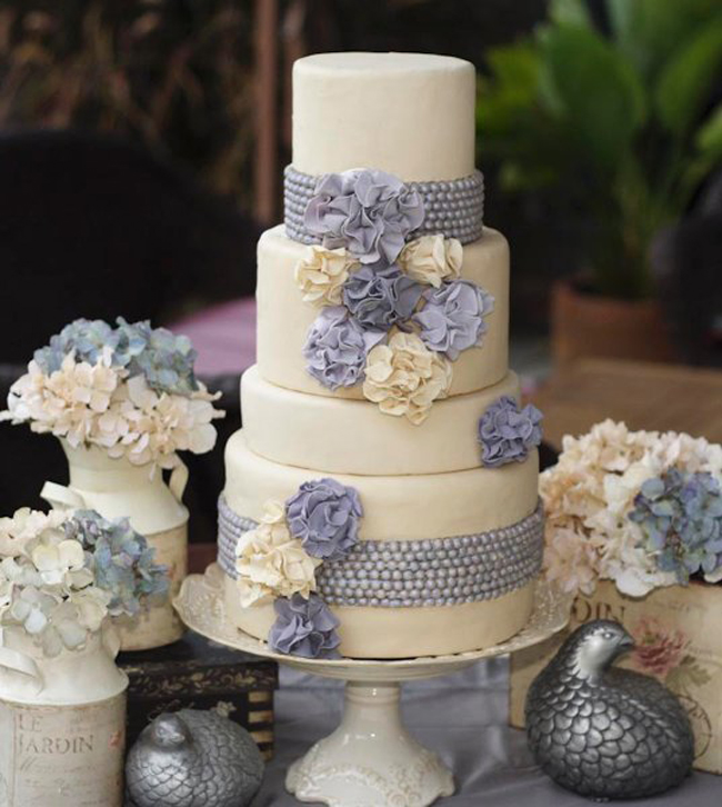 eventsstyles3055 Beautiful Spring wedding cakes 2014