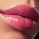 How to get pink and full lips