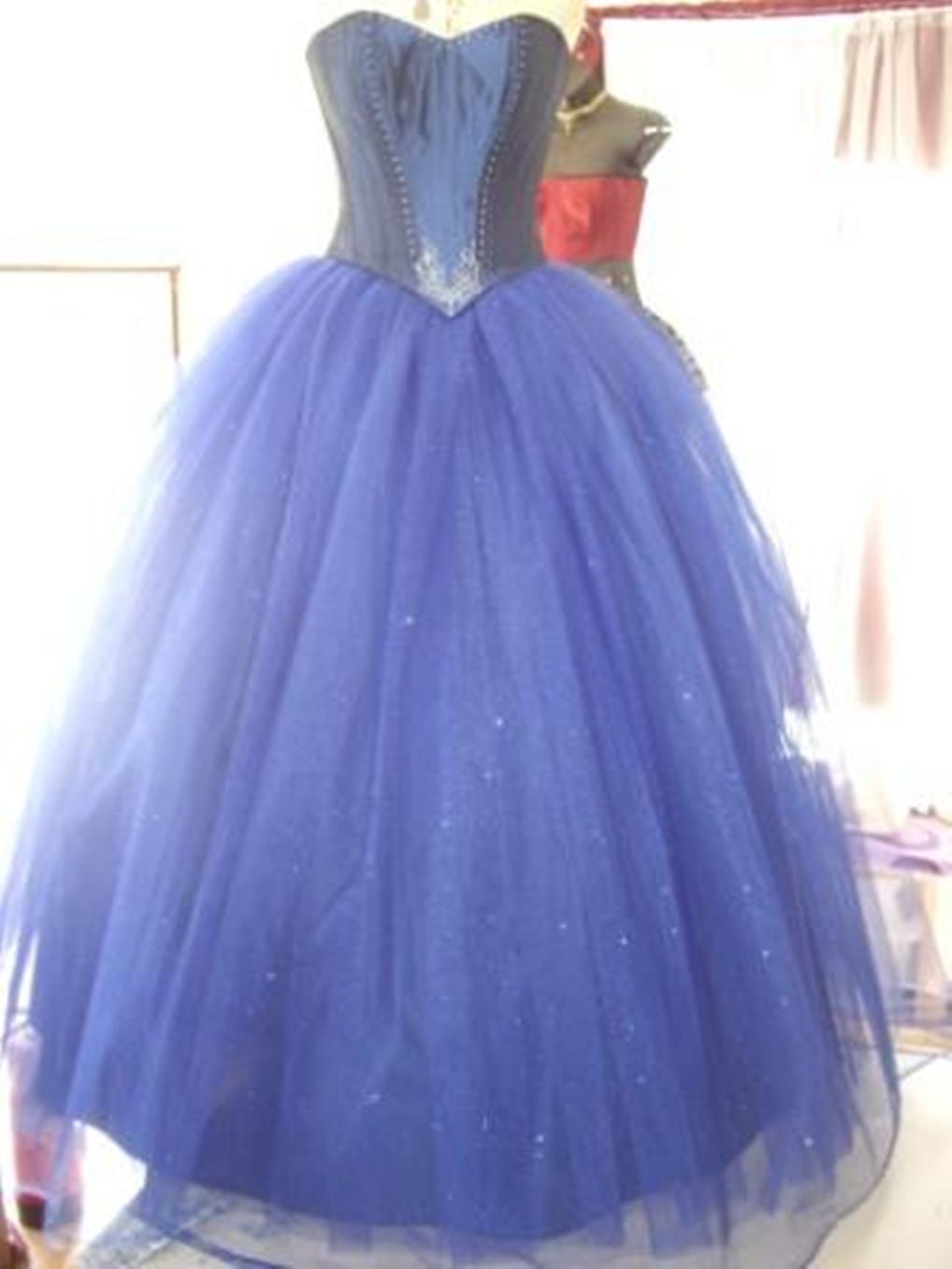 styles1644 4 Necessary Tips for choosing your prom dress
