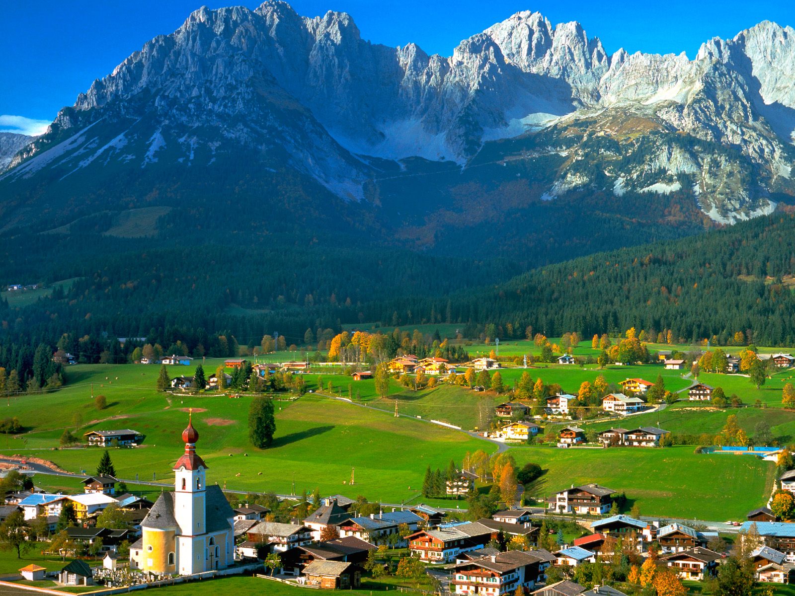 styles3382 Honeymoon in Austria , a wonderful resolution for newlyweds
