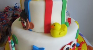 2 years old birthday cakes designs 2014