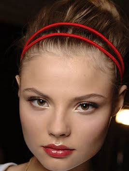 valentine hair 3 Smooth hairstyle with valentine`s day  touch 