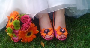 What about coordinating bouquet bride with wedding shoes?