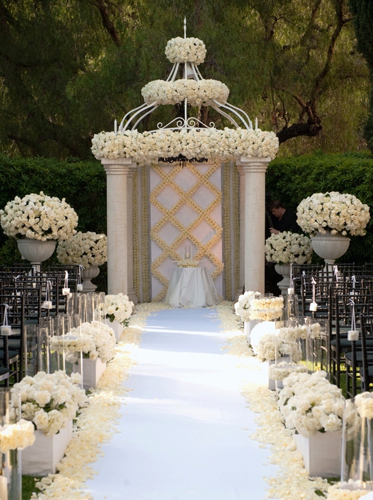 unique wedding ceremony arch decoration ideas 41 Special indoor wedding arch decoration 2014